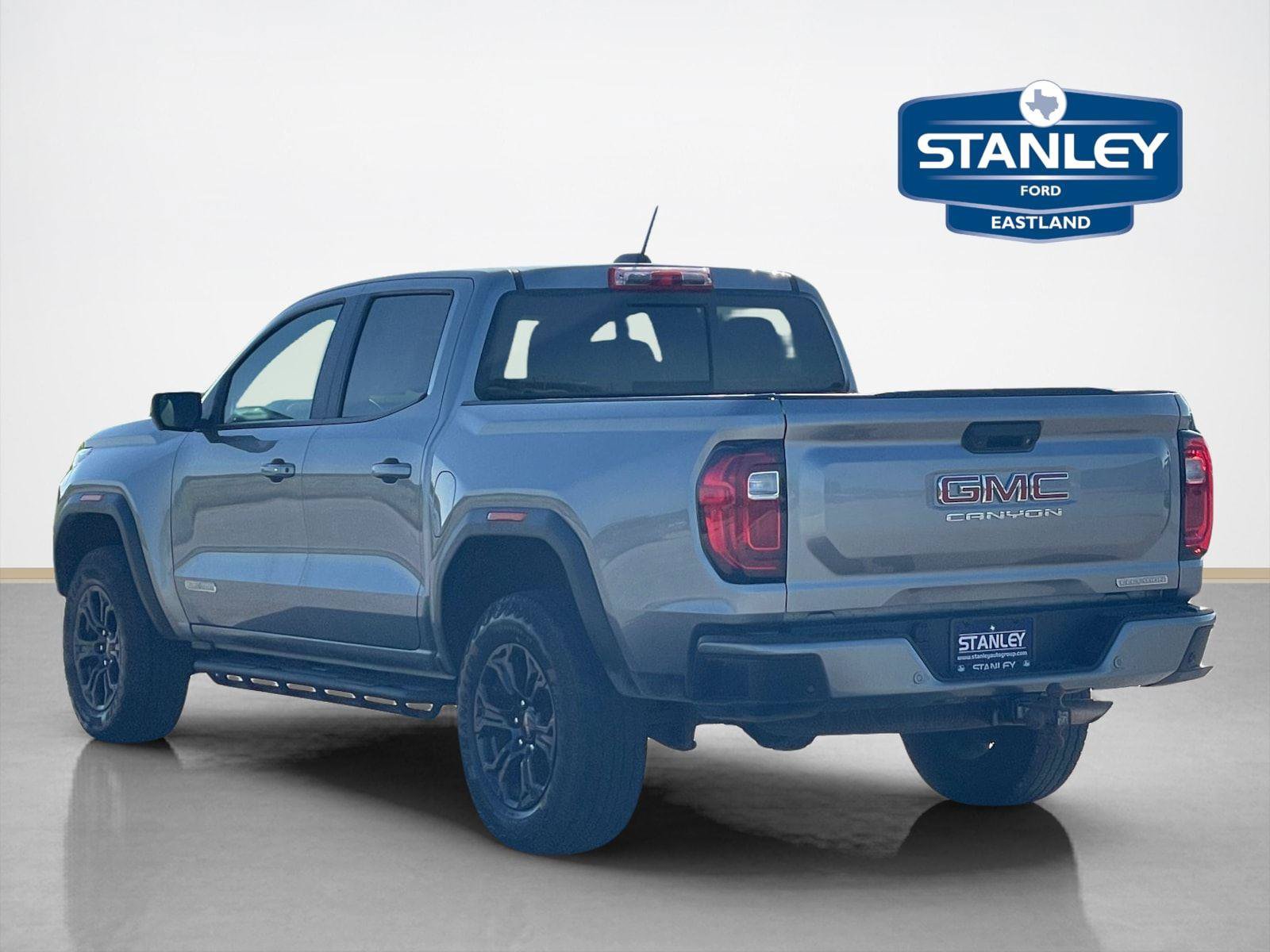 Used 2024 GMC Canyon Elevation w/ Elevation Premium Package RWD image 5