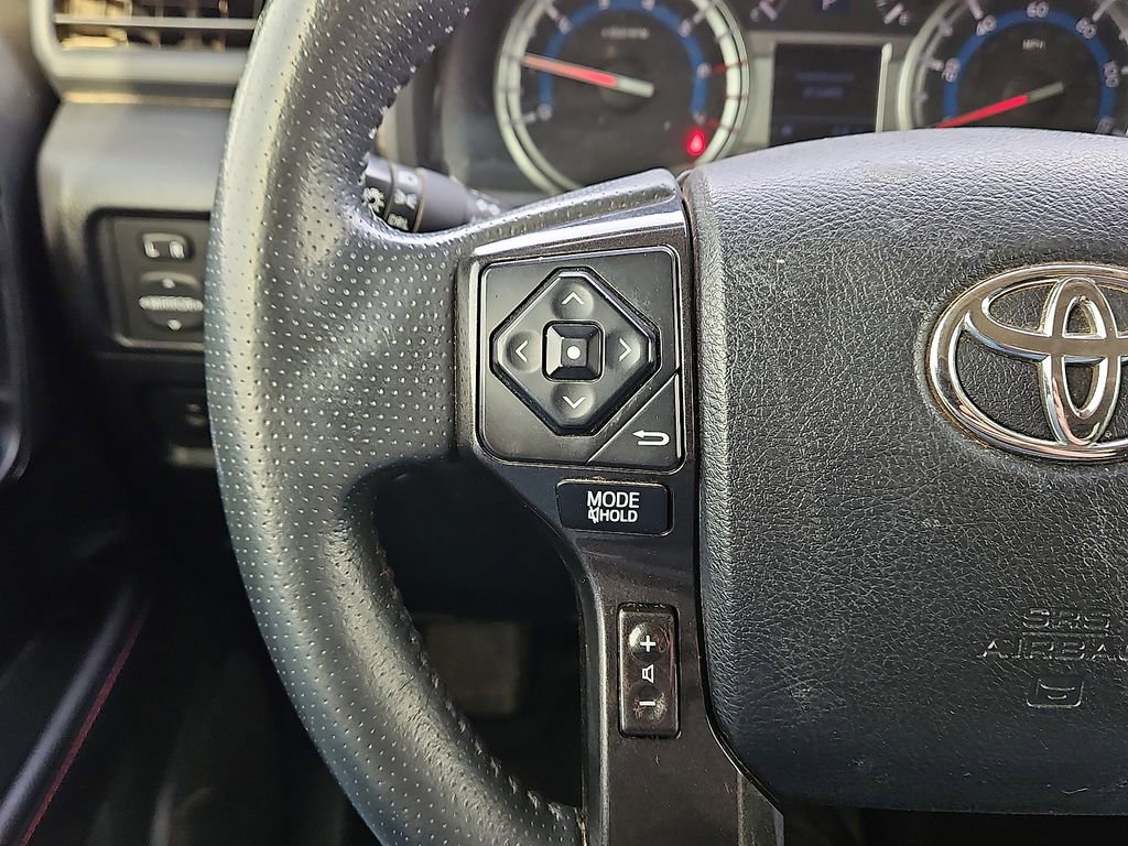 Used 2018 Toyota 4Runner SR5 image 16