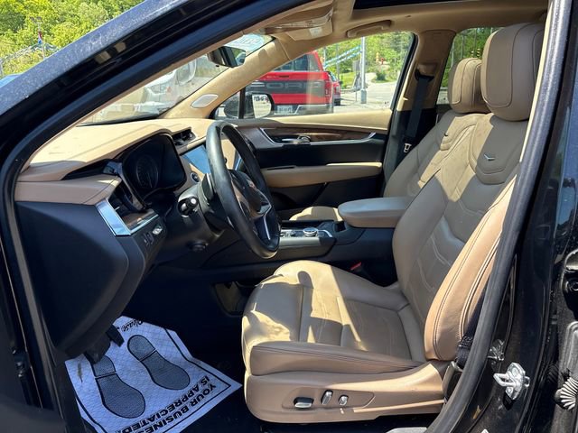 Used 2024 Cadillac XT5 Premium Luxury w/ Platinum Package AWD/4WD image 8