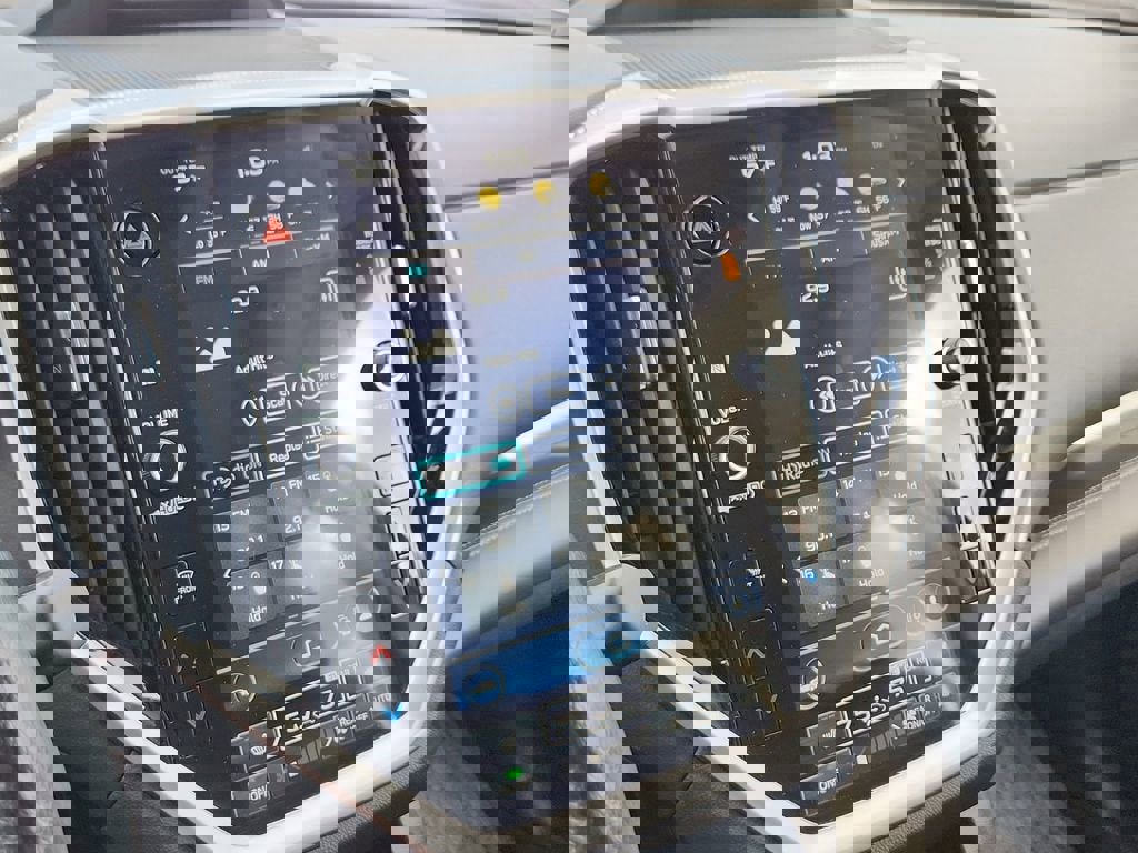 Used 2023 Subaru Ascent Limited w/ Technology Package image 25