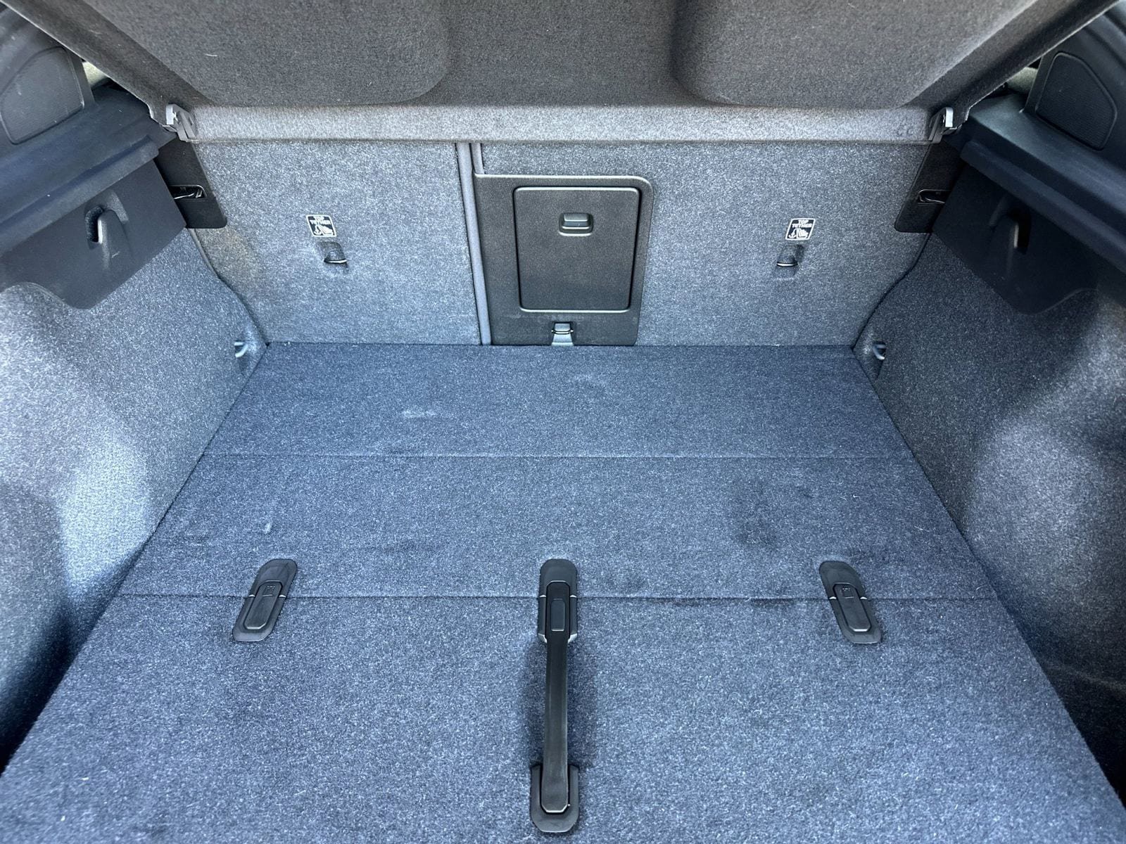Certified 2023 Volvo C40 P8 Recharge Plus AWD/4WD image 19
