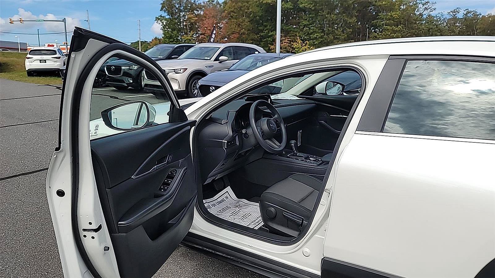 Certified 2025 MAZDA CX-30 AWD 2.5 S image 9