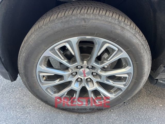 Used 2025 GMC Yukon XL Denali image 14