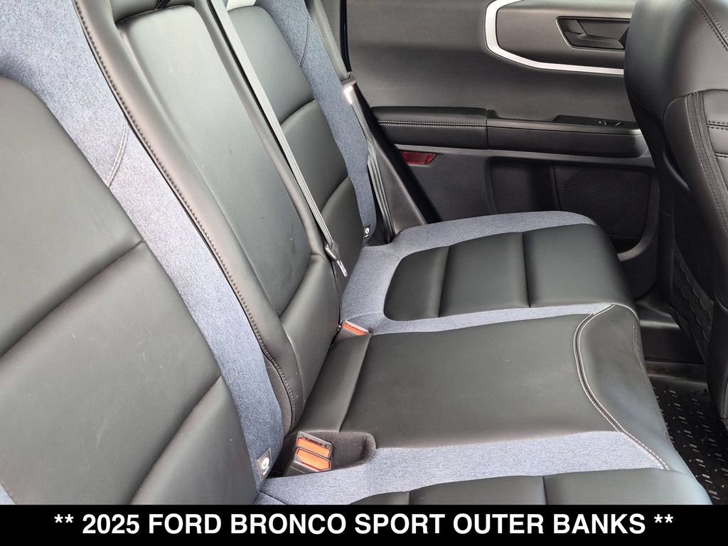 Used 2025 Ford Bronco Sport Outer Banks w/ Outer Banks Tech Package+ AWD/4WD image 28