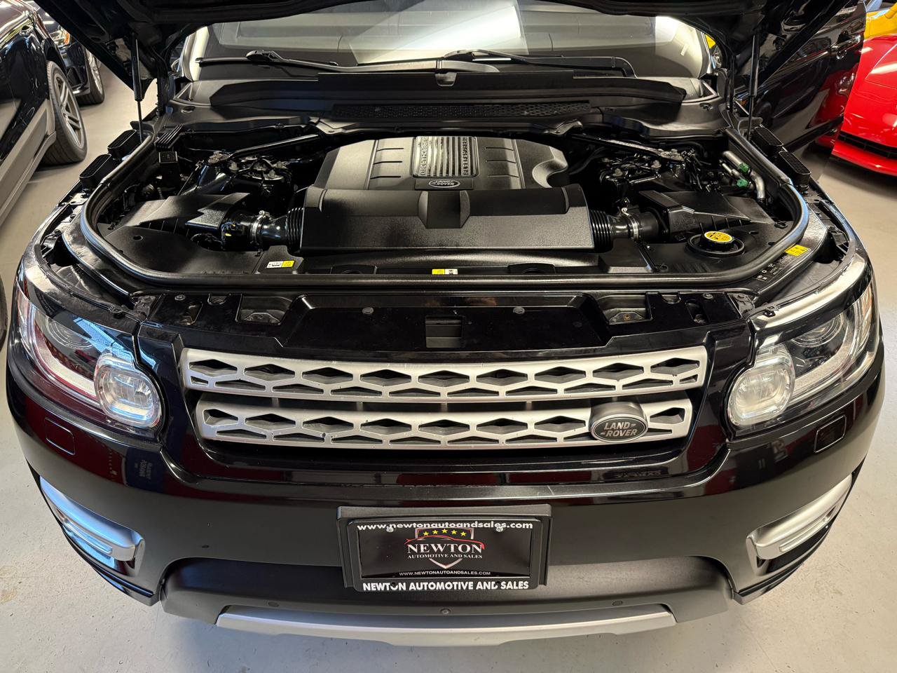 Used 2016 Land Rover Range Rover Sport HSE AWD/4WD image 23