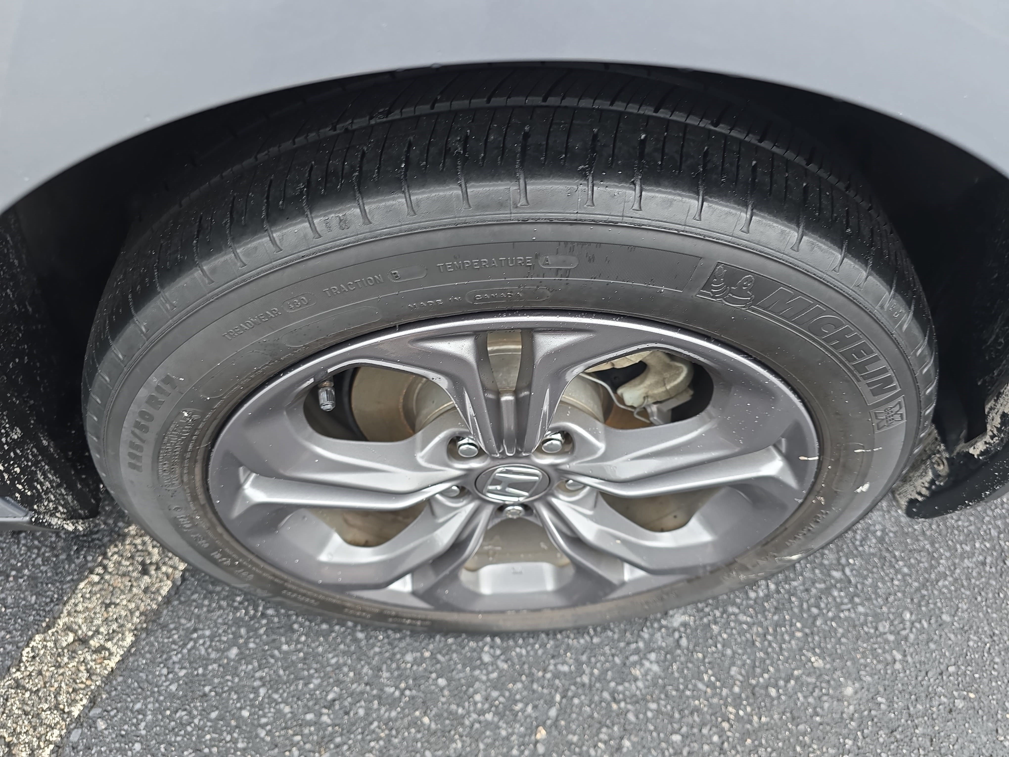 Certified 2023 Honda Accord EX image 32