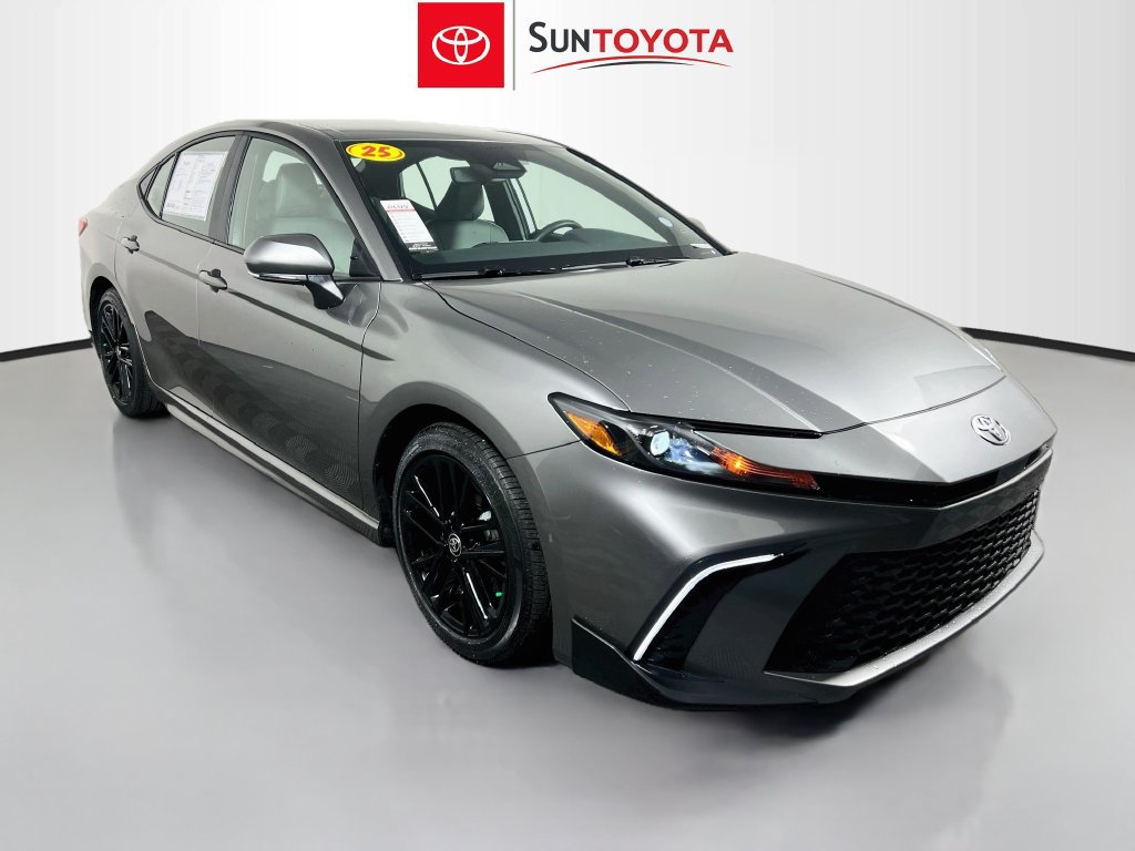 Used 2025 Toyota Camry SE
