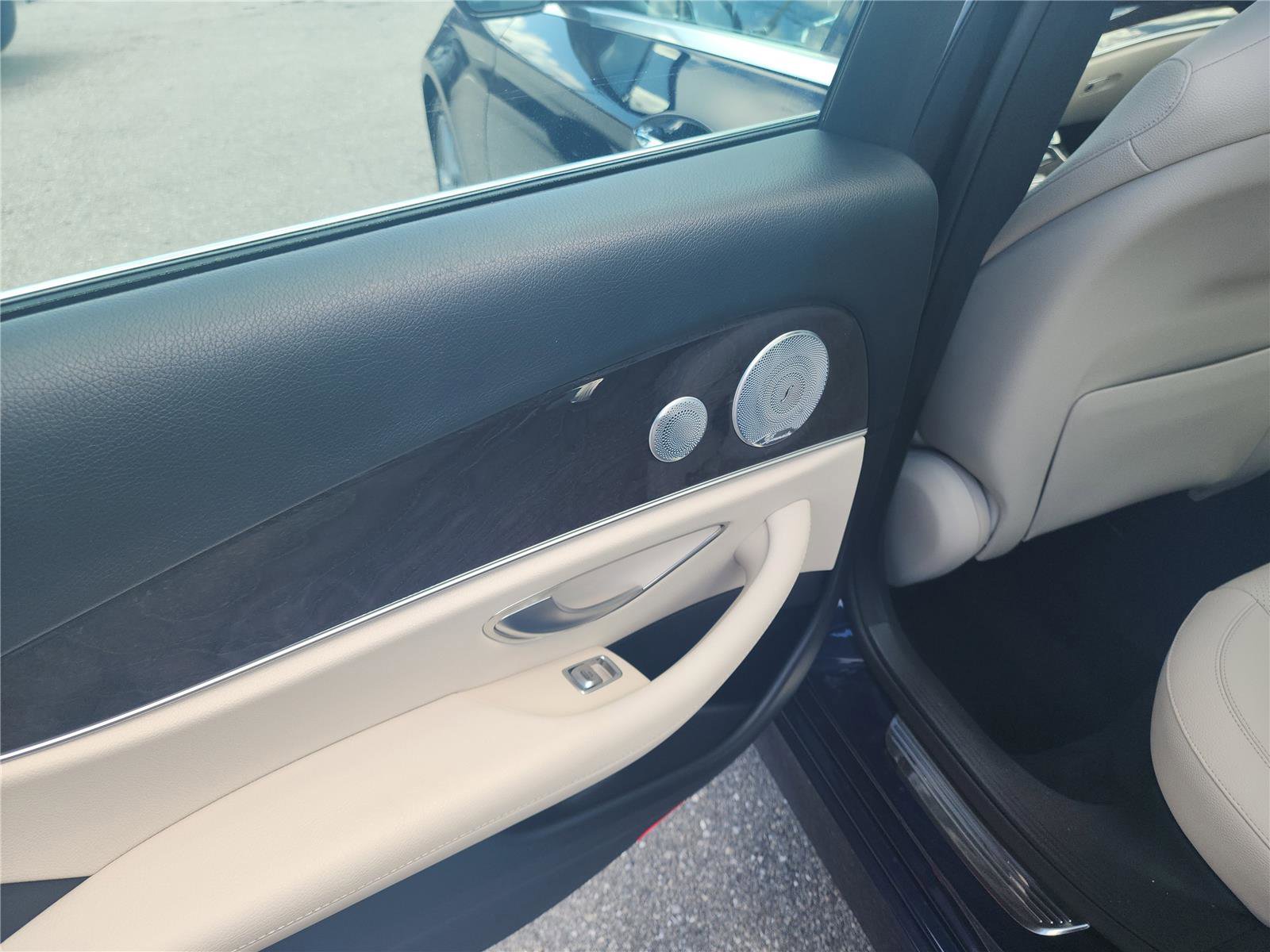 Used 2019 Mercedes-Benz E 300 image 20