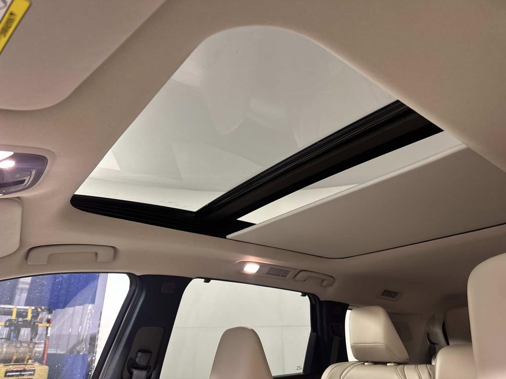 Used 2023 INFINITI QX60 Luxe w/ Cargo Package image 26