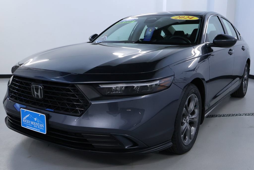 Used 2024 Honda Accord EX image 3