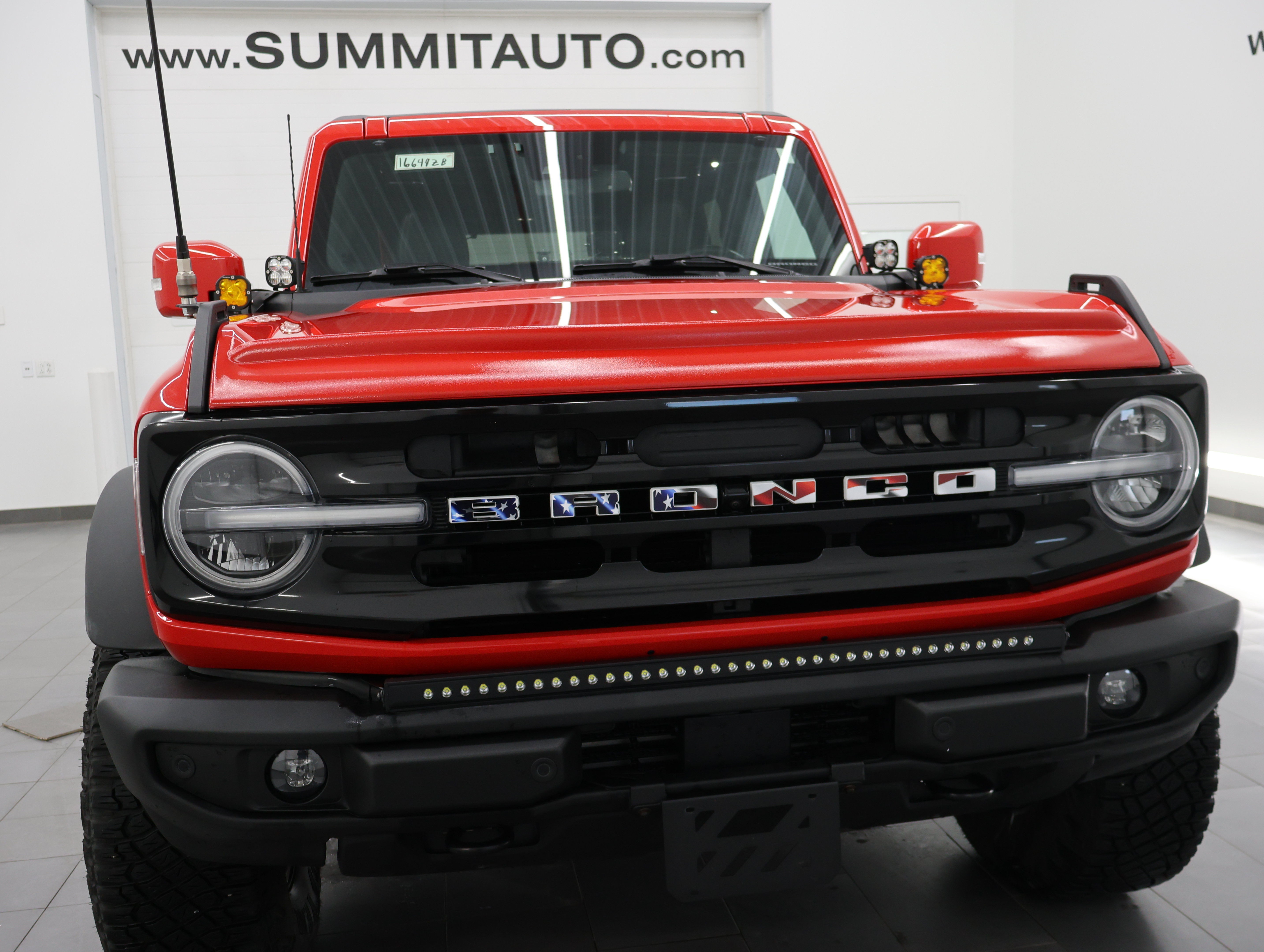 Used 2024 Ford Bronco Outer Banks w/ Sasquatch Package AWD/4WD image 18