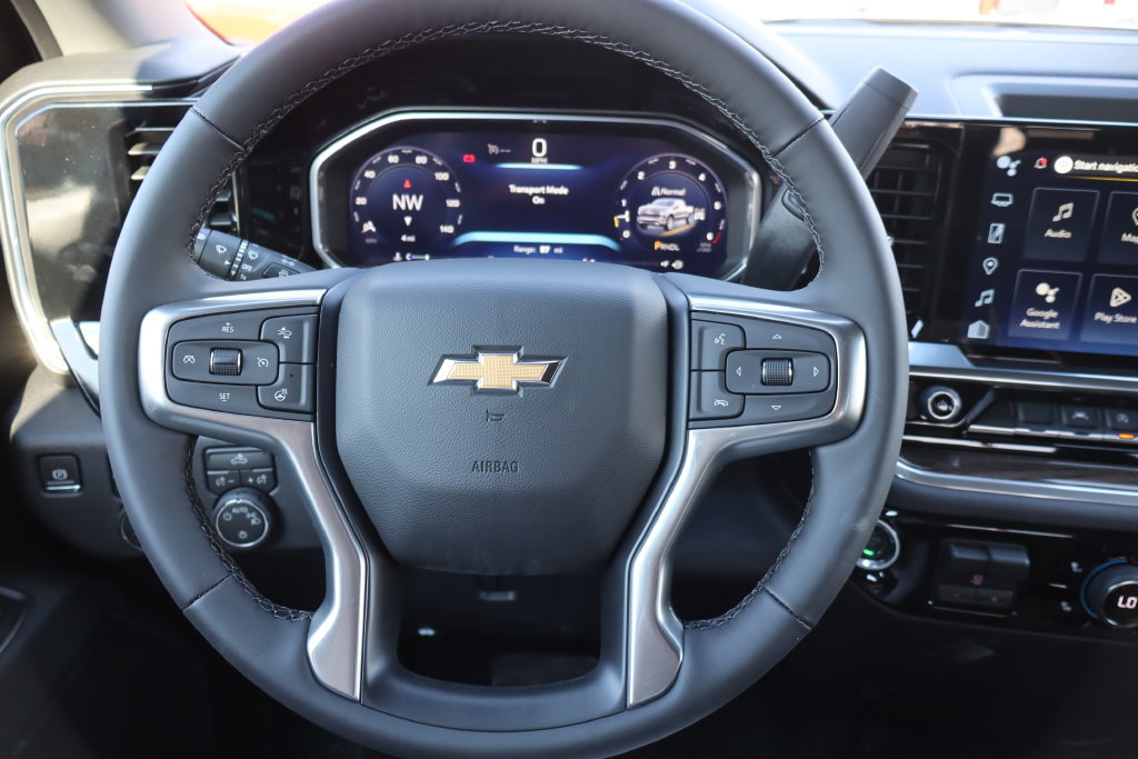 New 2026 Chevrolet Silverado 1500 LT w/ Z71 Off-Road Package AWD/4WD image 7