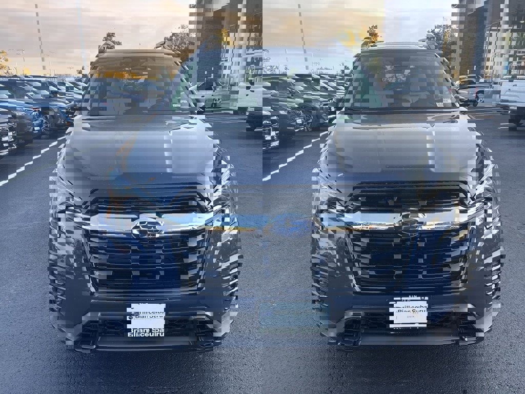 New 2025 Subaru Ascent Limited image 2