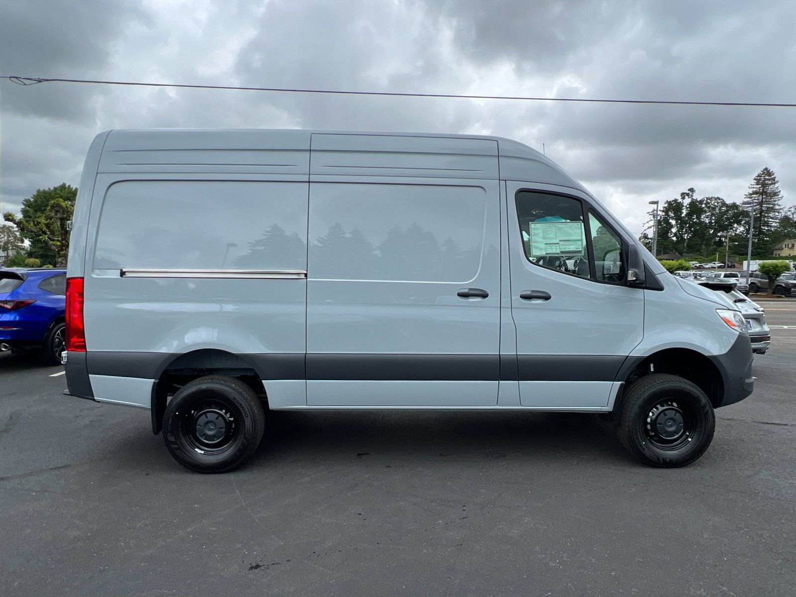New 2025 Mercedes-Benz Sprinter 2500 image 3