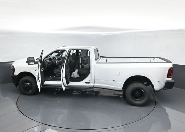 New 2026 RAM 3500 Tradesman AWD/4WD image 53