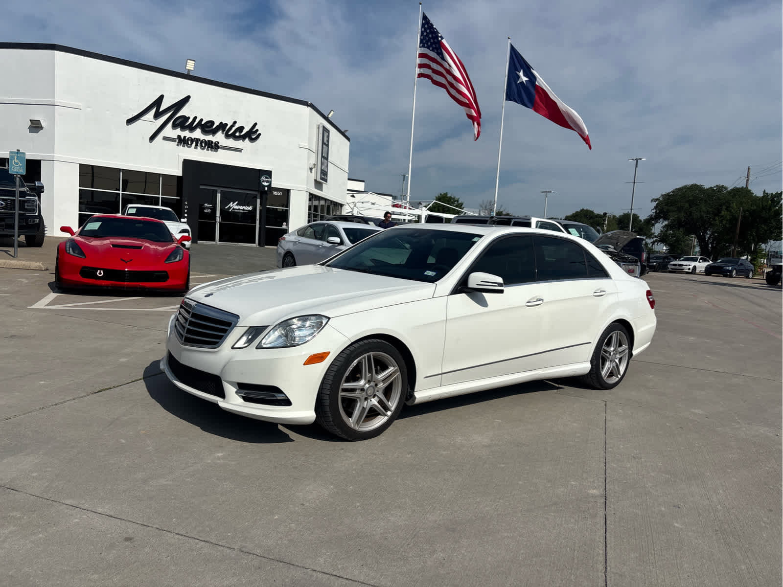 Used 2013 Mercedes-Benz E 350 Sedan image 1