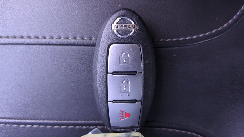 Used 2018 Nissan Rogue Sport SV FWD image 23