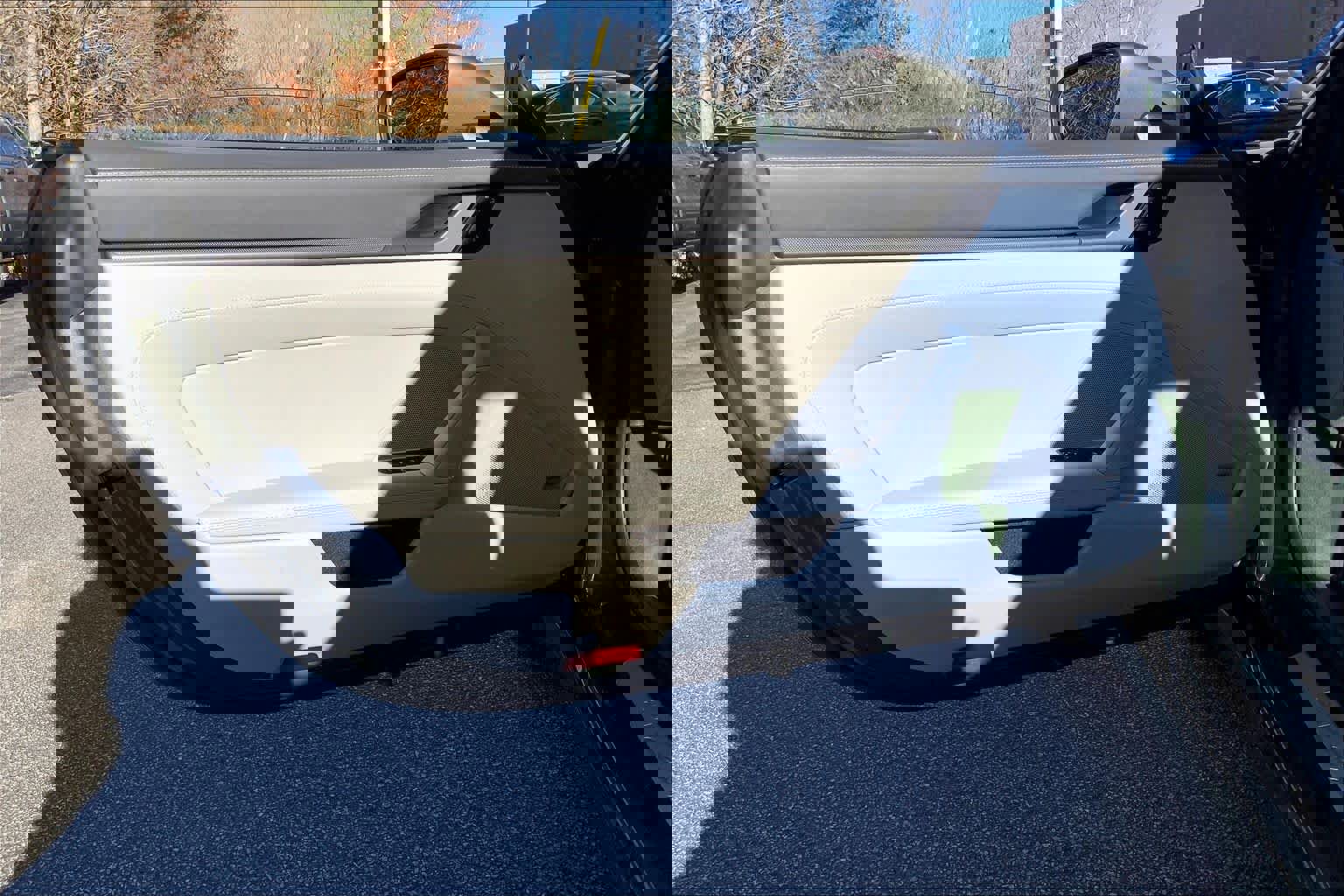 Used 2024 Porsche 911 Carrera image 20