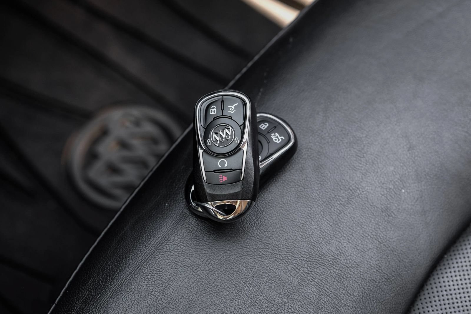 Used 2020 Buick Envision Essence AWD/4WD image 54