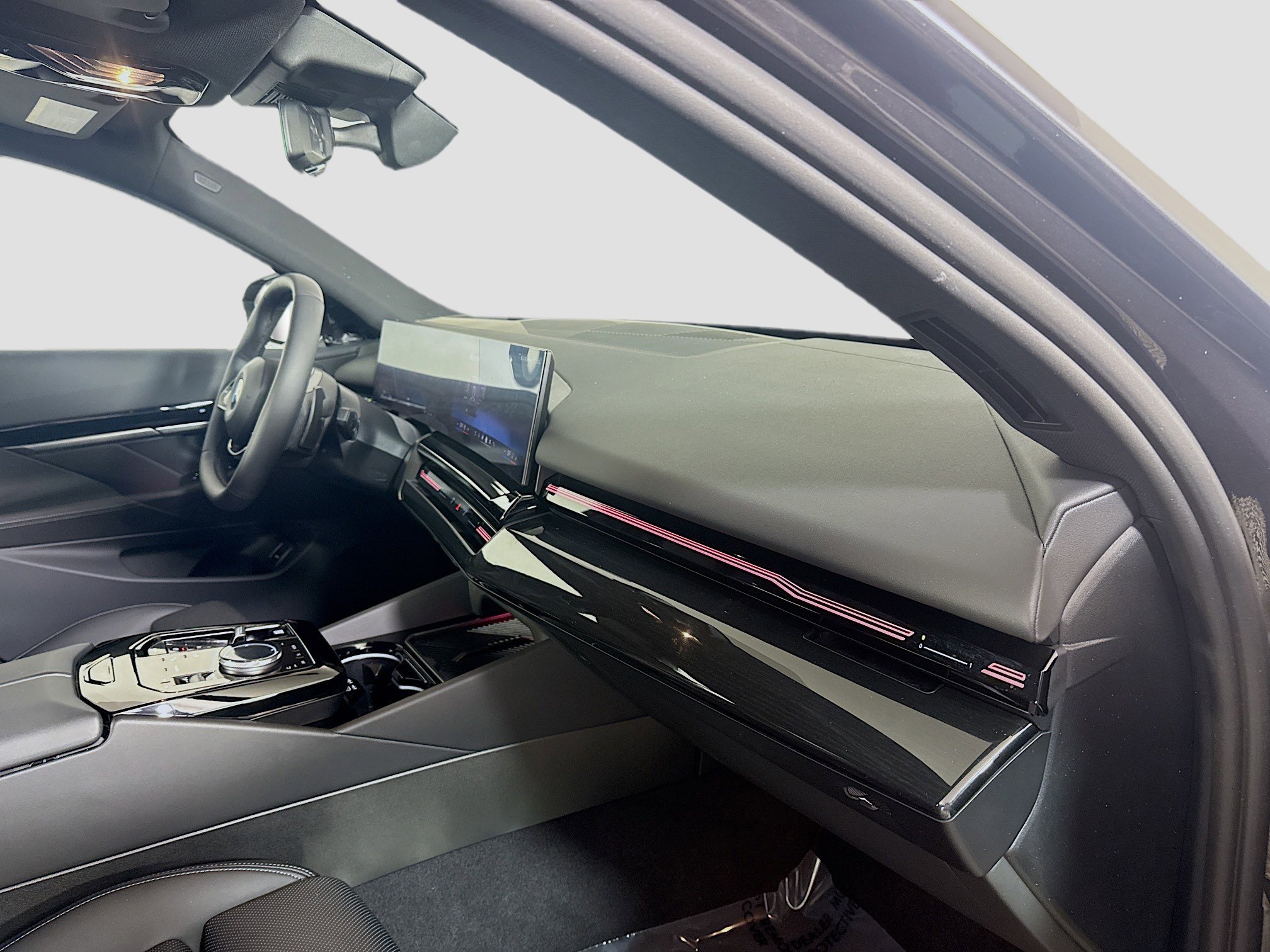 Used 2026 BMW 530i image 30