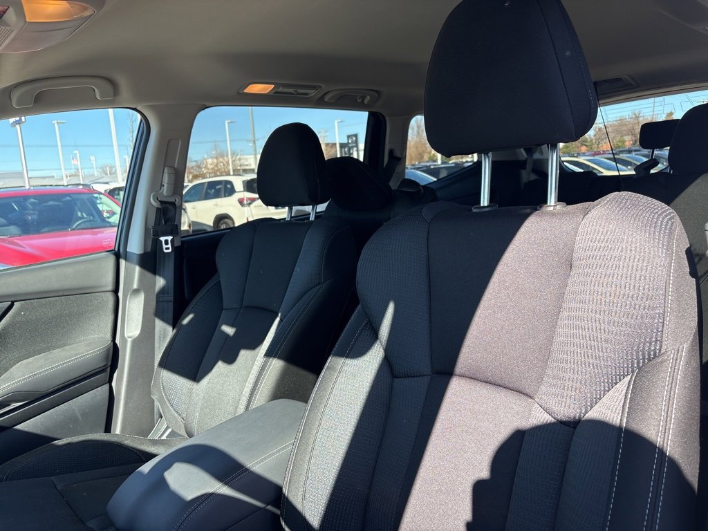 Used 2024 Subaru Ascent Premium w/ Convenience Package image 4