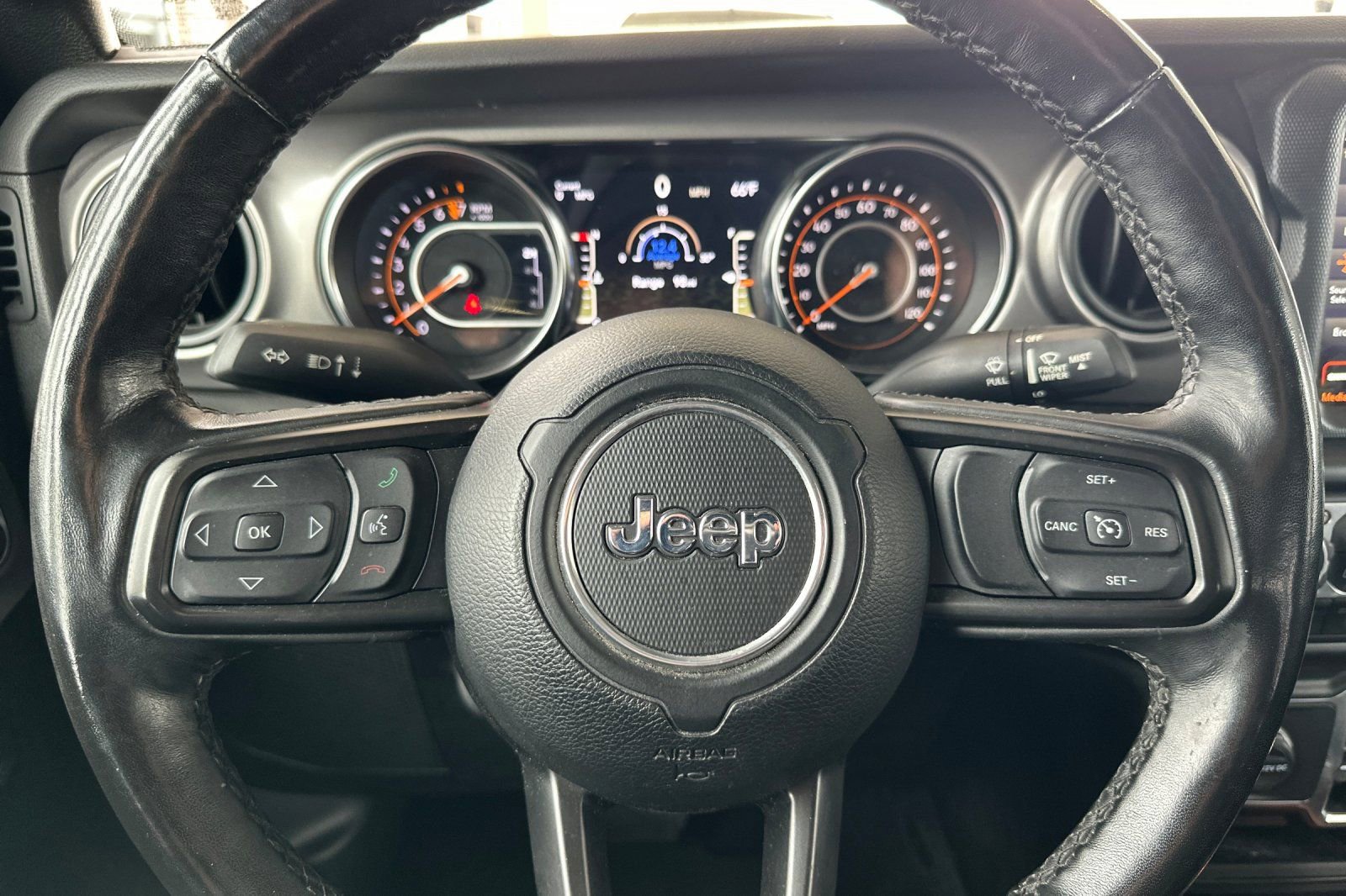 Used 2021 Jeep Gladiator Willys image 22