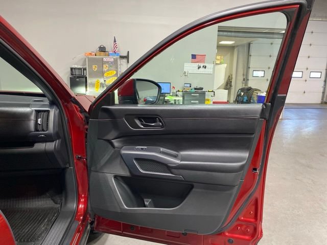 Used 2024 Nissan Pathfinder Rock Creek AWD/4WD image 29