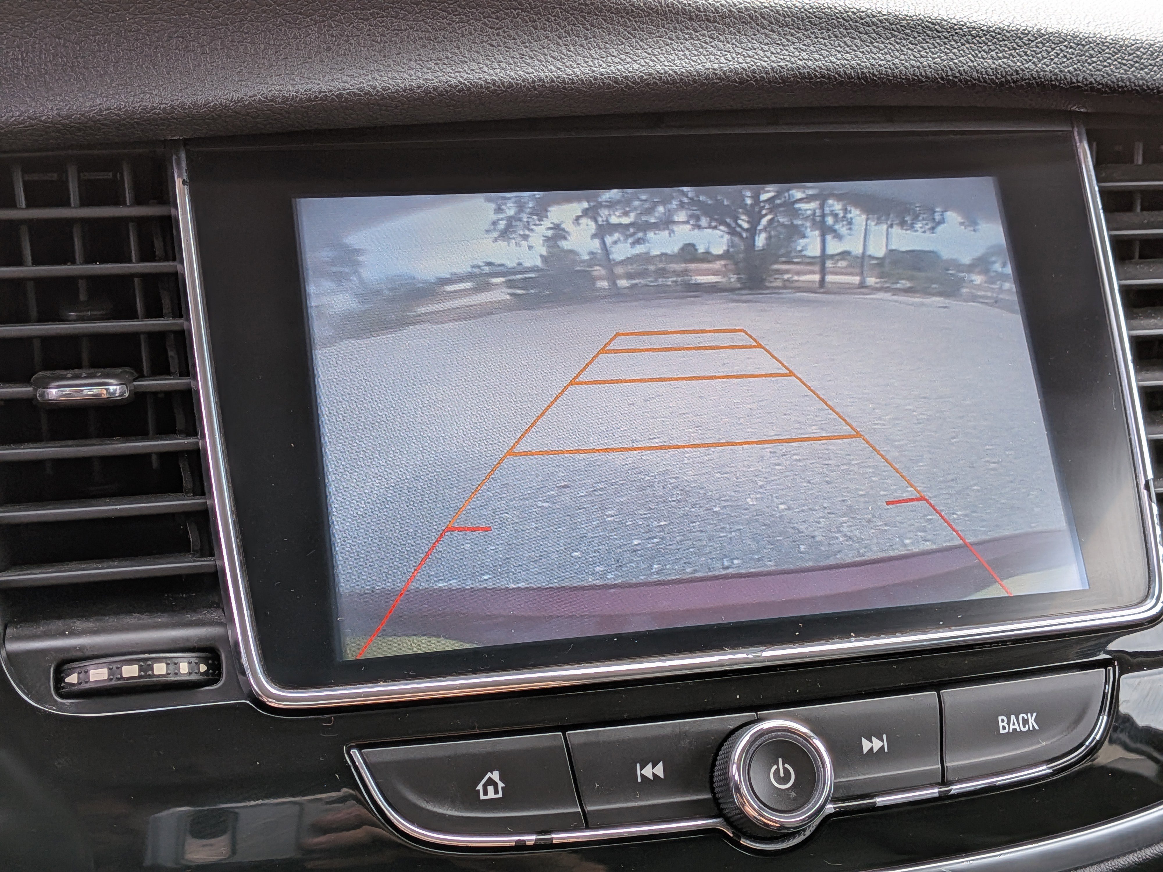 Used 2017 Buick Encore Preferred image 31