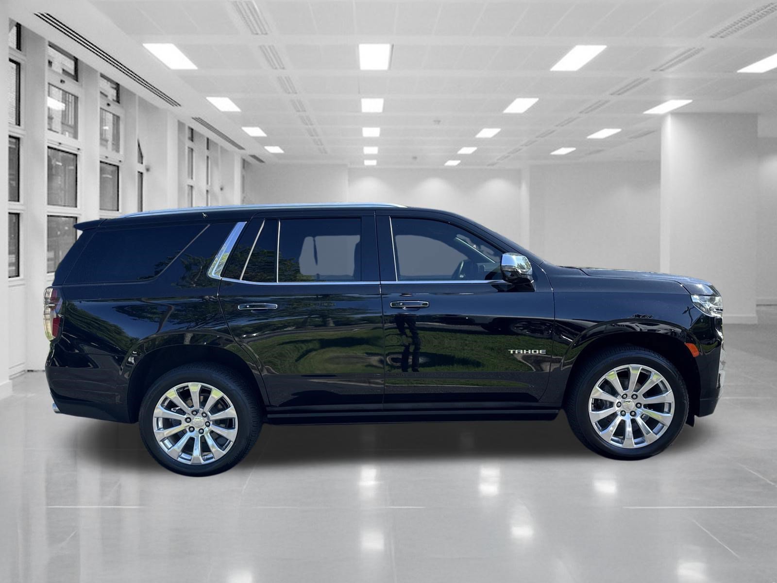 Certified 2023 Chevrolet Tahoe Premier w/ Premium Package 2 AWD/4WD image 4