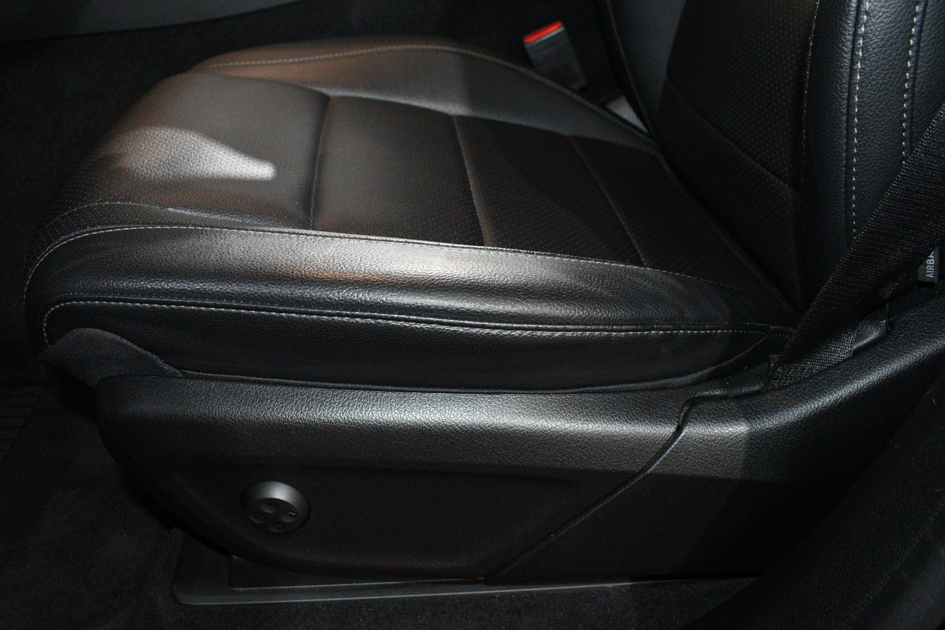 Used 2020 Mercedes-Benz GLE 350 4MATIC image 13