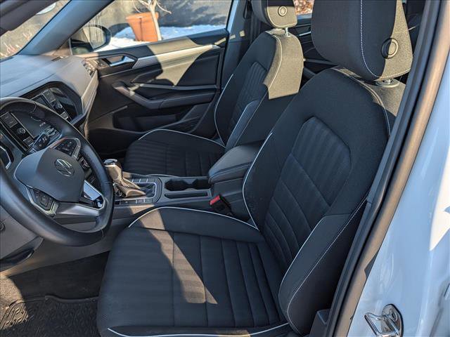 Certified 2023 Volkswagen Jetta Sport image 25