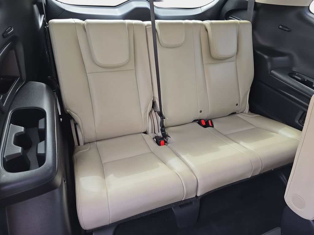 Used 2019 Subaru Ascent Limited AWD/4WD image 16