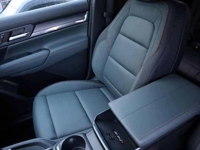 New 2026 GMC Terrain AT4 w/ Convenience Package III AWD/4WD image 24