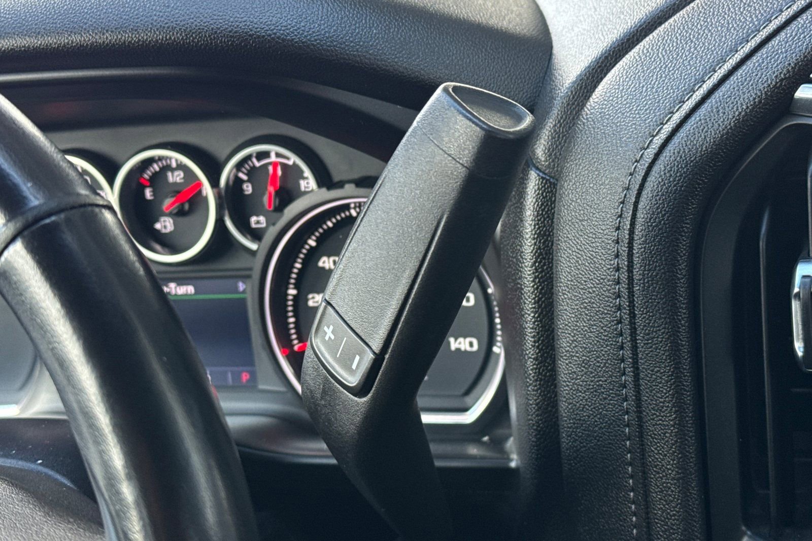 Used 2020 Chevrolet Silverado 1500 LT w/ All-Star Edition image 21