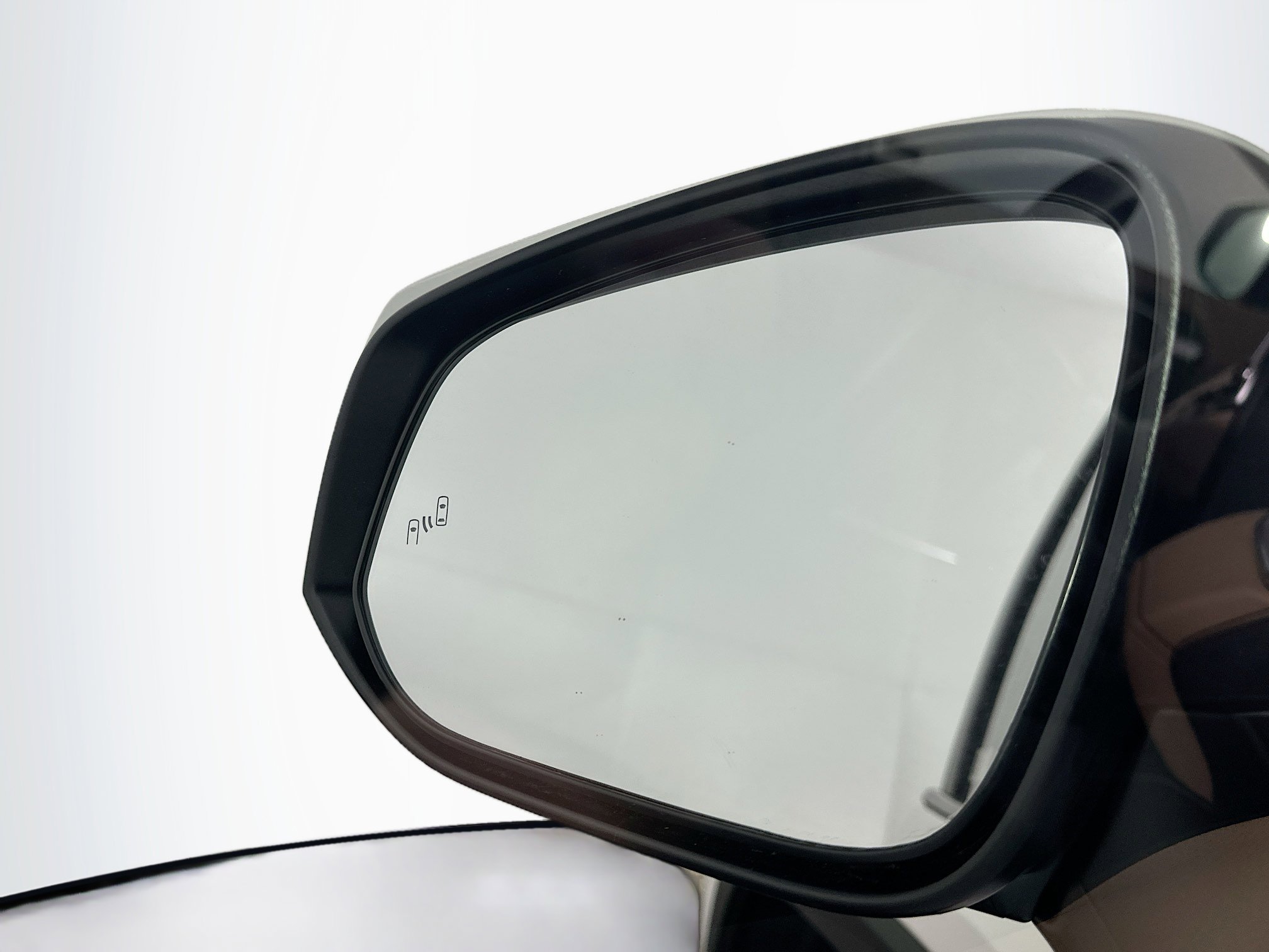 Used 2025 Toyota RAV4 XLE w/ Convenience Package image 16