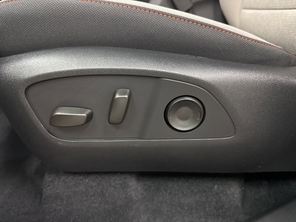 New 2026 Chevrolet Traverse LT w/ Sun and Wheel Package image 22