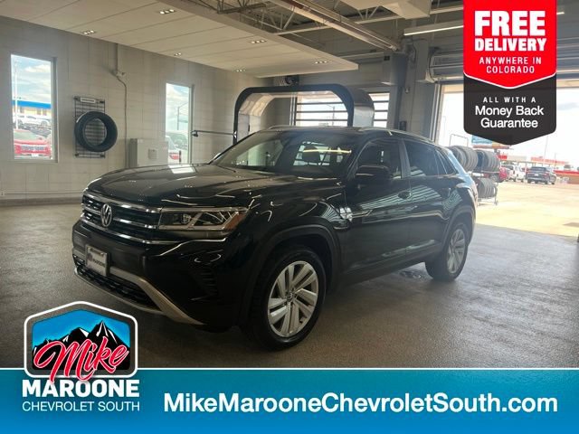 Used 2023 Volkswagen Atlas Cross Sport SE FWD image 1