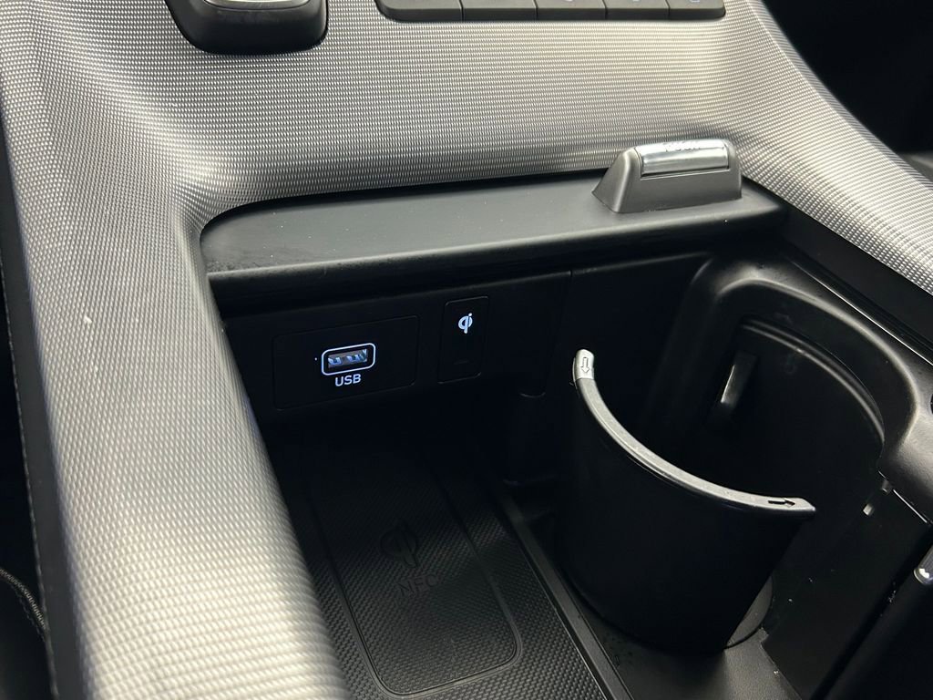 Used 2024 Hyundai Palisade Calligraphy image 30