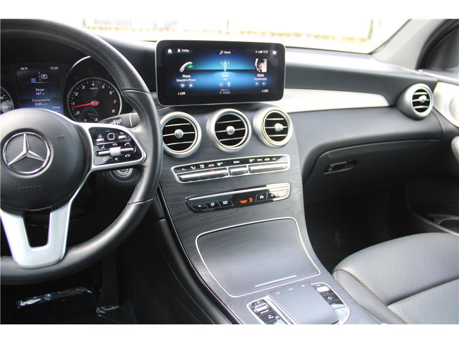 Used 2021 Mercedes-Benz GLC 300 4MATIC image 24