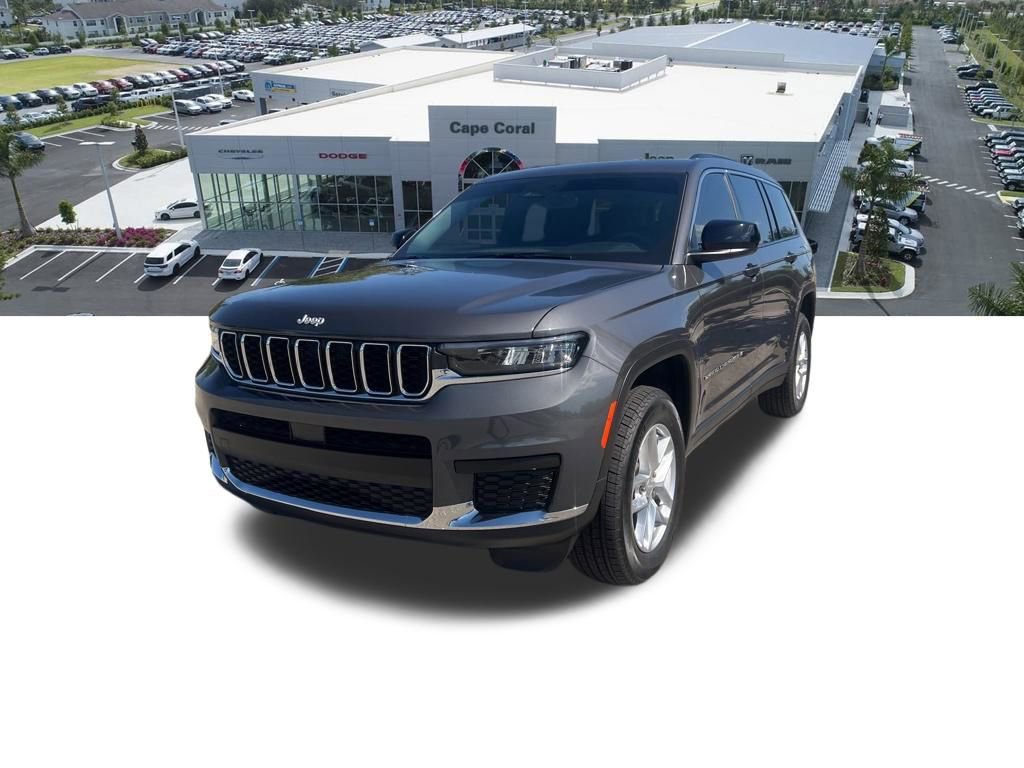 Used 2024 Jeep Grand Cherokee L Laredo RWD image 5