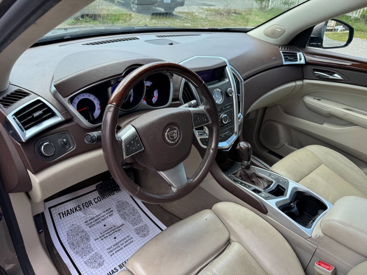 Used 2011 Cadillac SRX Luxury image 18