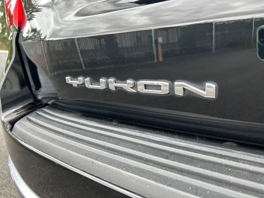 Used 2024 GMC Yukon XL Denali w/ Advanced Technology Package image 32