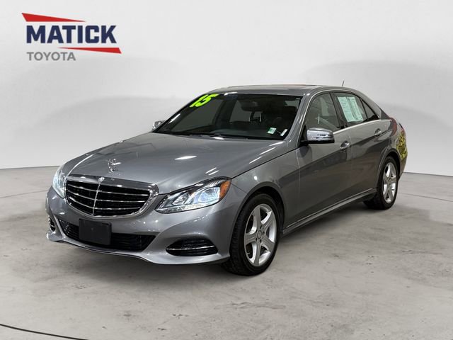 Used 2015 Mercedes-Benz E 350 4MATIC Sedan image 3