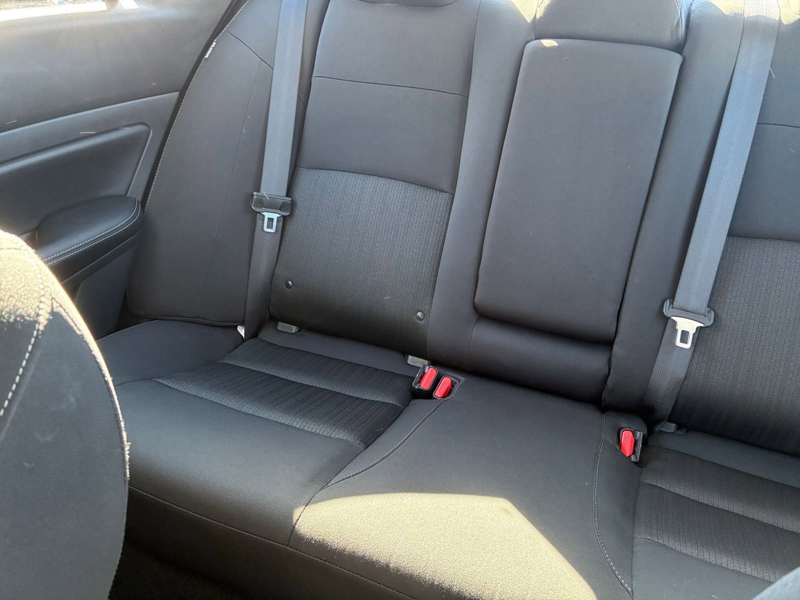 Used 2025 Nissan Altima 2.5 SV image 36