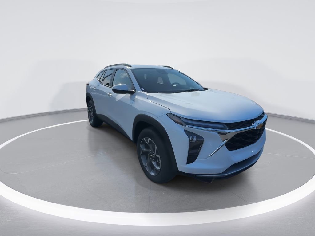 New 2026 Chevrolet Trax LT image 2