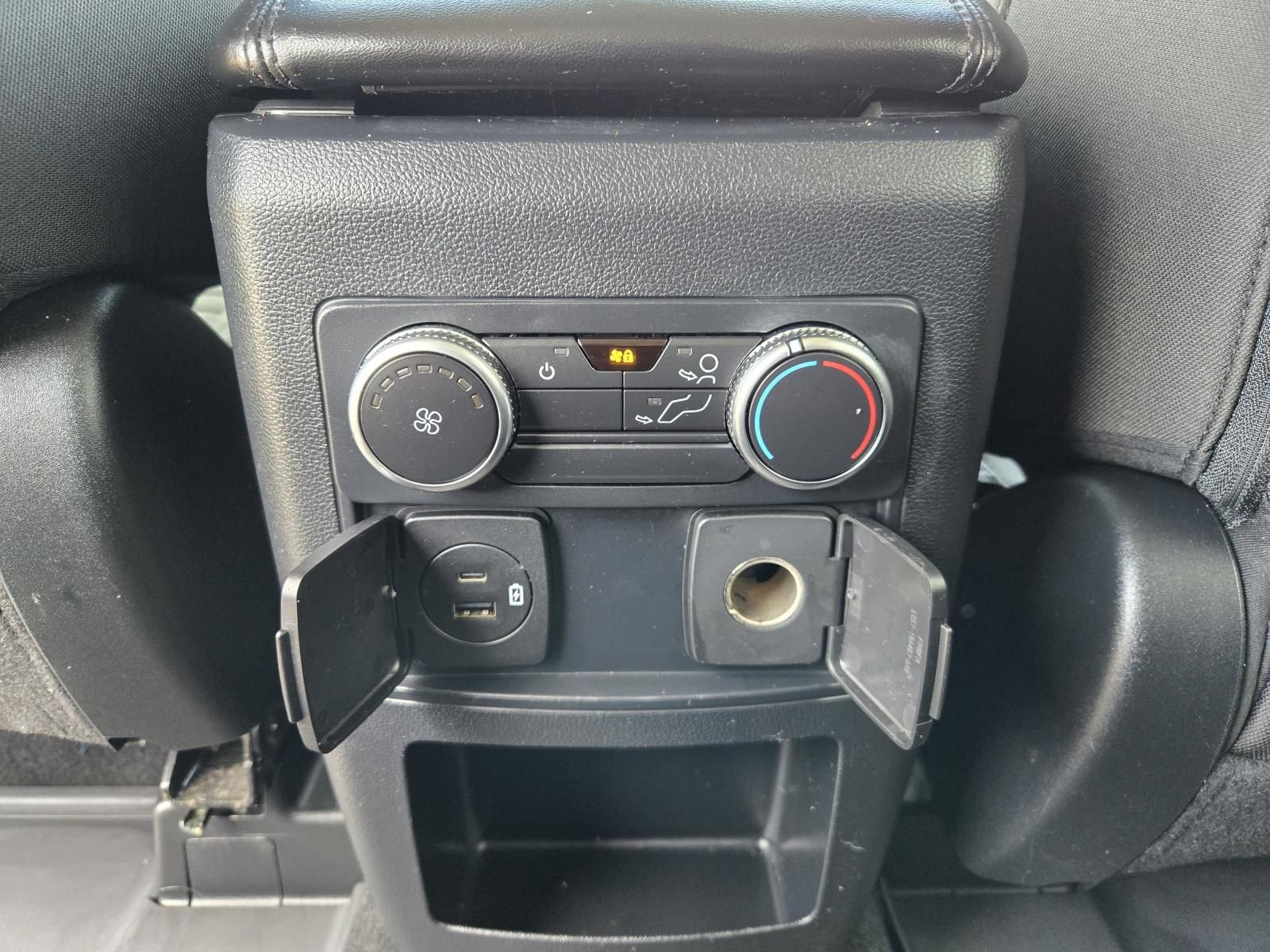 Used 2021 Ford Explorer XLT RWD image 27