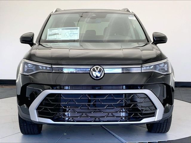 New 2026 Volkswagen Taos SEL image 3