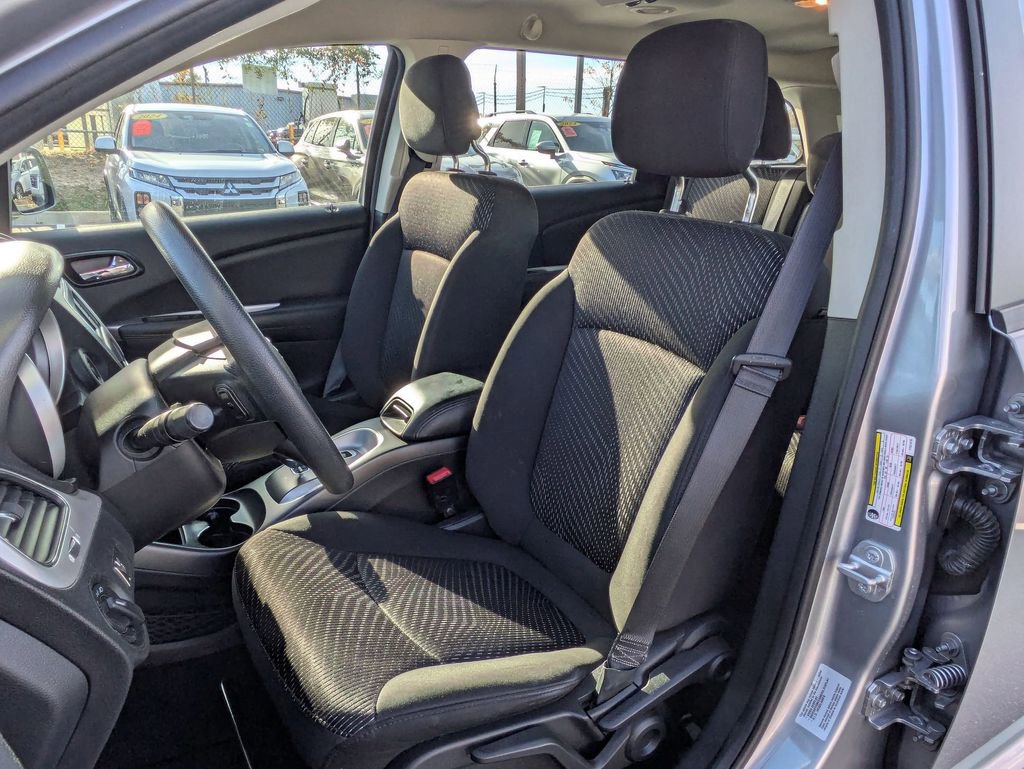 Used 2015 Dodge Journey American Value Package w/ Flexible Seating Group image 12