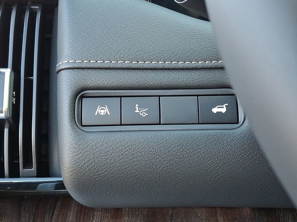 New 2026 Nissan Armada Platinum Reserve image 13