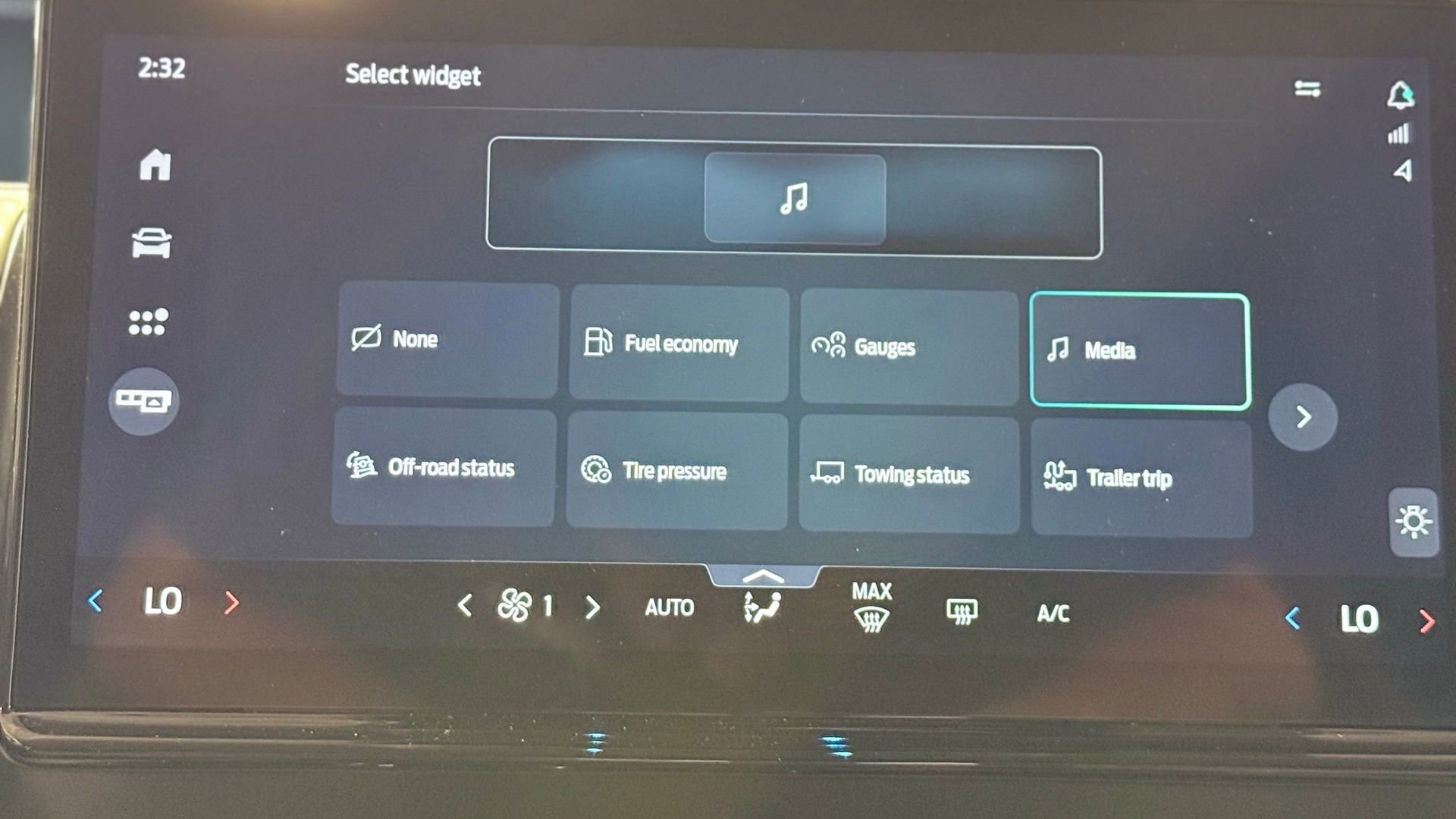 Used 2025 Ford Expedition Max Active image 90